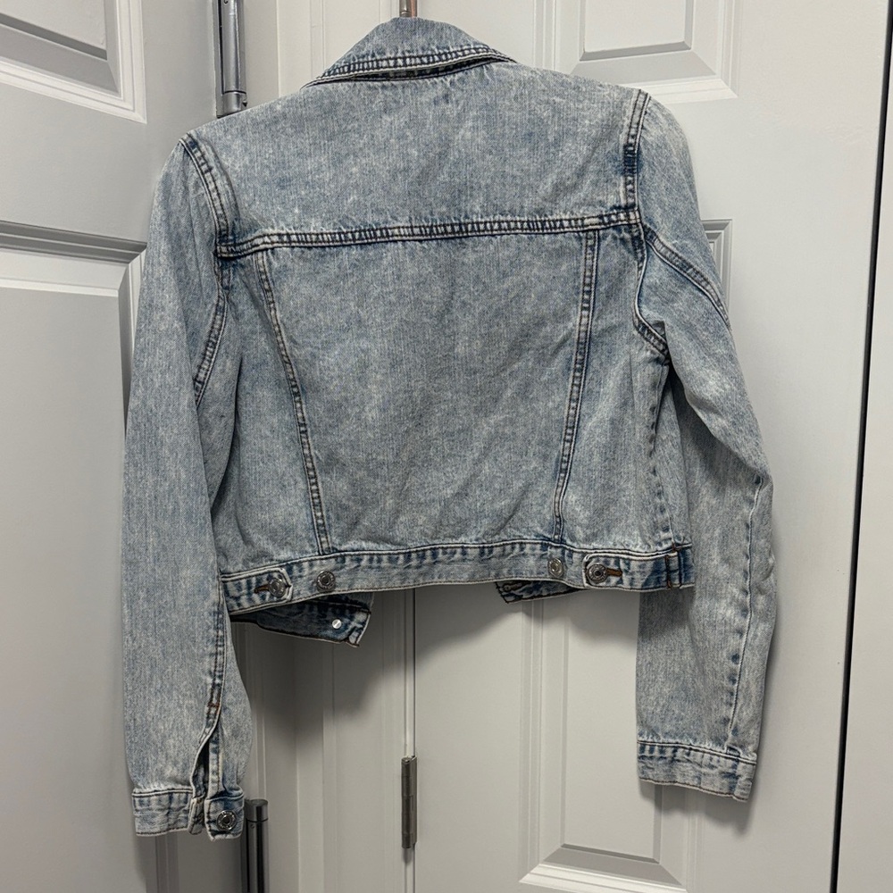 Forever 21 Light Blue Jean Jacket - Picture 3 of 4